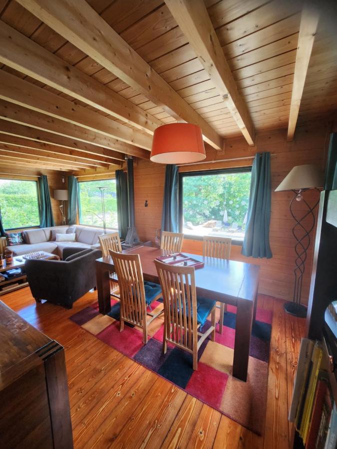 Le Chalet Du Cerf - Chambre D'Hote Somme-Leuze Esterno foto